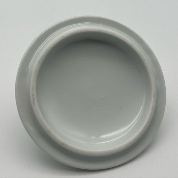 Chris Madden Montalira Gold JC Penney Home Porcelain Sugar Bowl w/ Lid 2.5”x4” - Picture 13 of 13